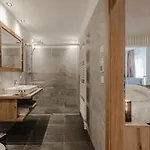 Апартаменти Lieblingsplatzl Inklusive Kostenfreiem Eintritt In Alpentherme Ganzjaehrig - Im Sommer Freie Bergbahnfahrten Бад-Гофгаштайн