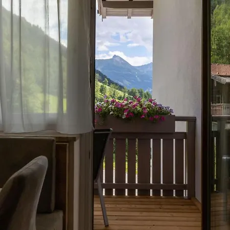 Lieblingsplatzl Inklusive Kostenfreiem Eintritt In Alpentherme Ganzjährig - Im Sommer Freie Bergbahnfahrten