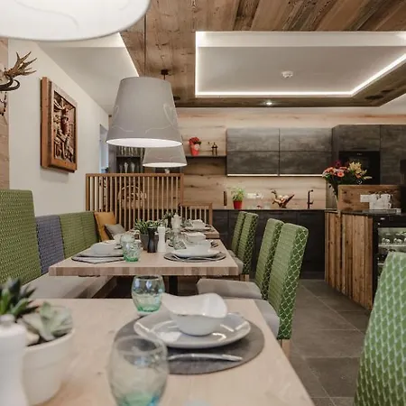 Lieblingsplatzl Inklusive Kostenfreiem Eintritt In Alpentherme Ganzjährig - Im Sommer Freie Bergbahnfahrten Apartment