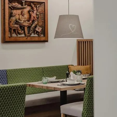 Lieblingsplatzl Inklusive Kostenfreiem Eintritt In Alpentherme Ganzjaehrig - Im Sommer Freie Bergbahnfahrten Bad Hofgastein