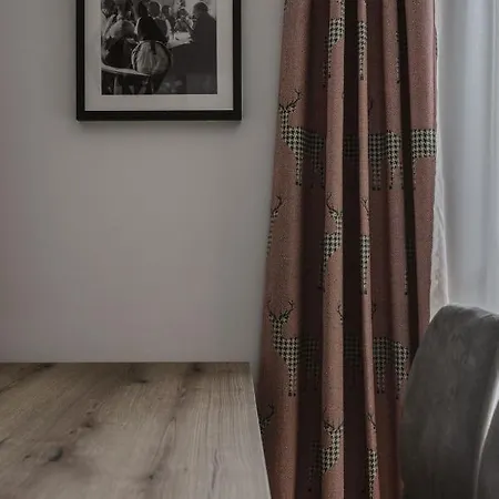 Apartment Lieblingsplatzl Inklusive Kostenfreiem Eintritt In Alpentherme Ganzjährig - Im Sommer Freie Bergbahnfahrten Bad Hofgastein