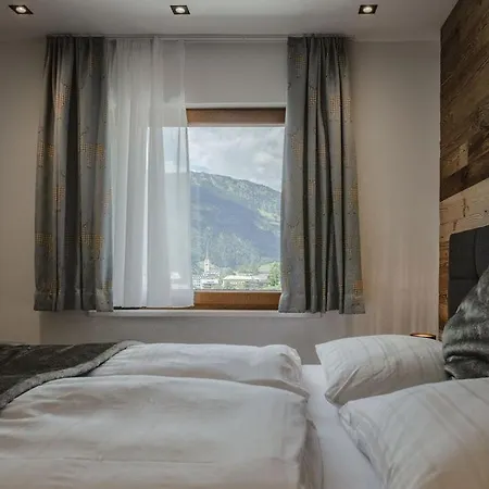 Lieblingsplatzl Inklusive Kostenfreiem Eintritt In Alpentherme Ganzjährig - Im Sommer Freie Bergbahnfahrten * Bad Hofgastein