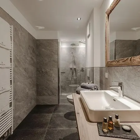 Lieblingsplatzl Inklusive Kostenfreiem Eintritt In Alpentherme Ganzjaehrig - Im Sommer Freie Bergbahnfahrten Apartment